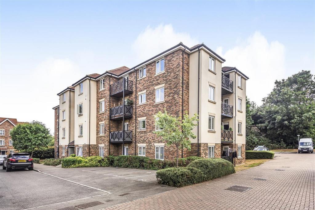Exterior 3.jpg