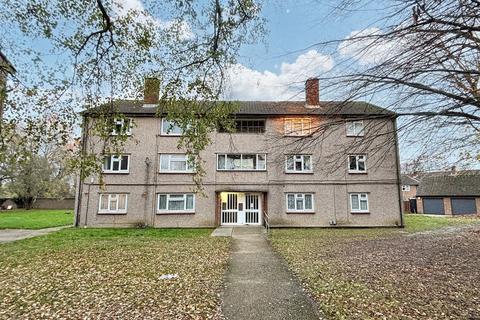 undefined, 45 Frobisher Road, St. Albans, Hertfordshire, AL1 5AH
