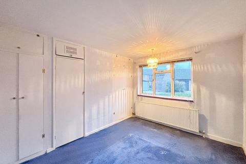 undefined, 45 Frobisher Road, St. Albans, Hertfordshire, AL1 5AH
