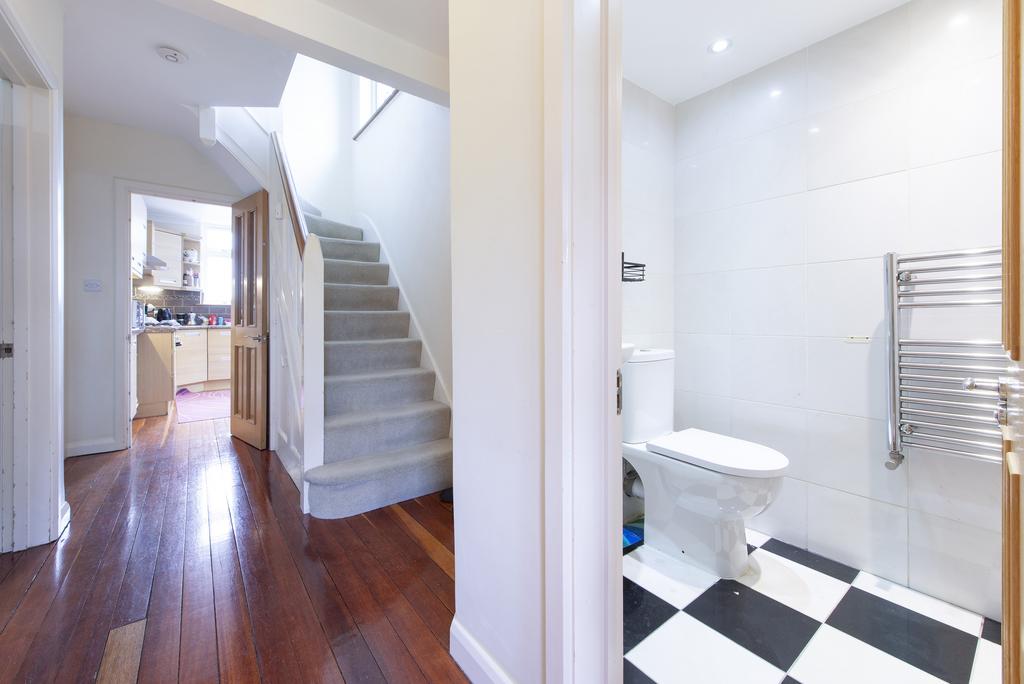 Entrance Hall + WC