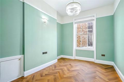 undefined, Warwick Way, Pimlico, London, SW1V
