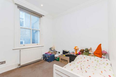 undefined, Elizabeth Mews, London NW3