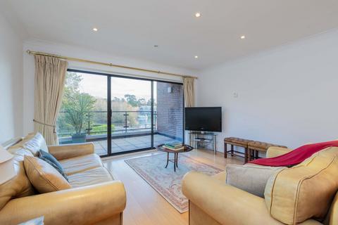 2 bedroom apartment for sale, Ray Park Road, Maidenhead SL6
