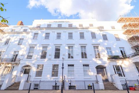 undefined, Clarendon Square, Leamington Spa CV32