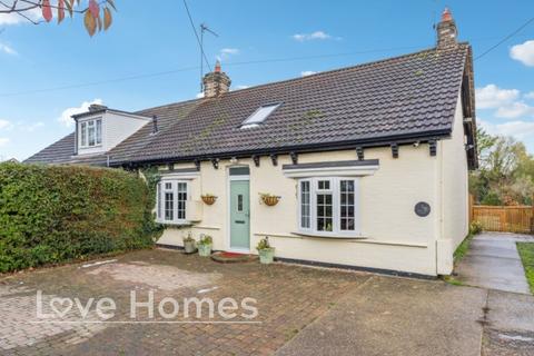 undefined, Luton Road, Chalton, LU4 9UJ