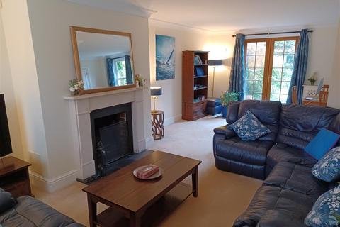 4 bedroom house for sale, Dummer