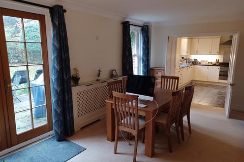 4 bedroom house for sale, Dummer