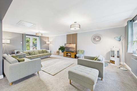 4 bedroom detached house for sale, Lapford Drive, Cramlington, NE23