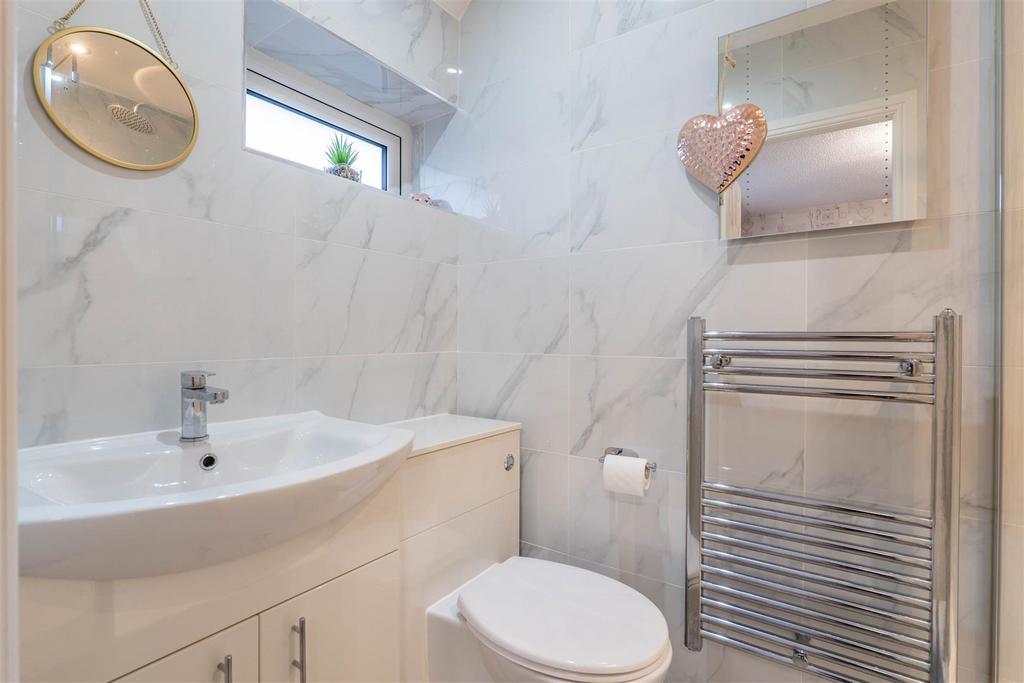 Bedroom Two Ensuite