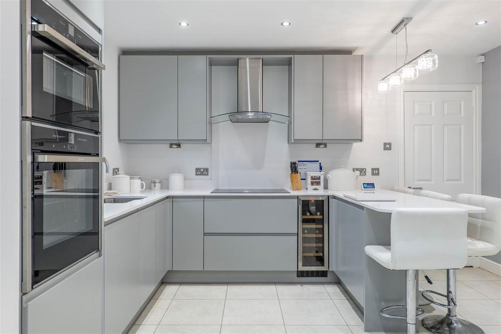 Kitchen/Breakfast Room