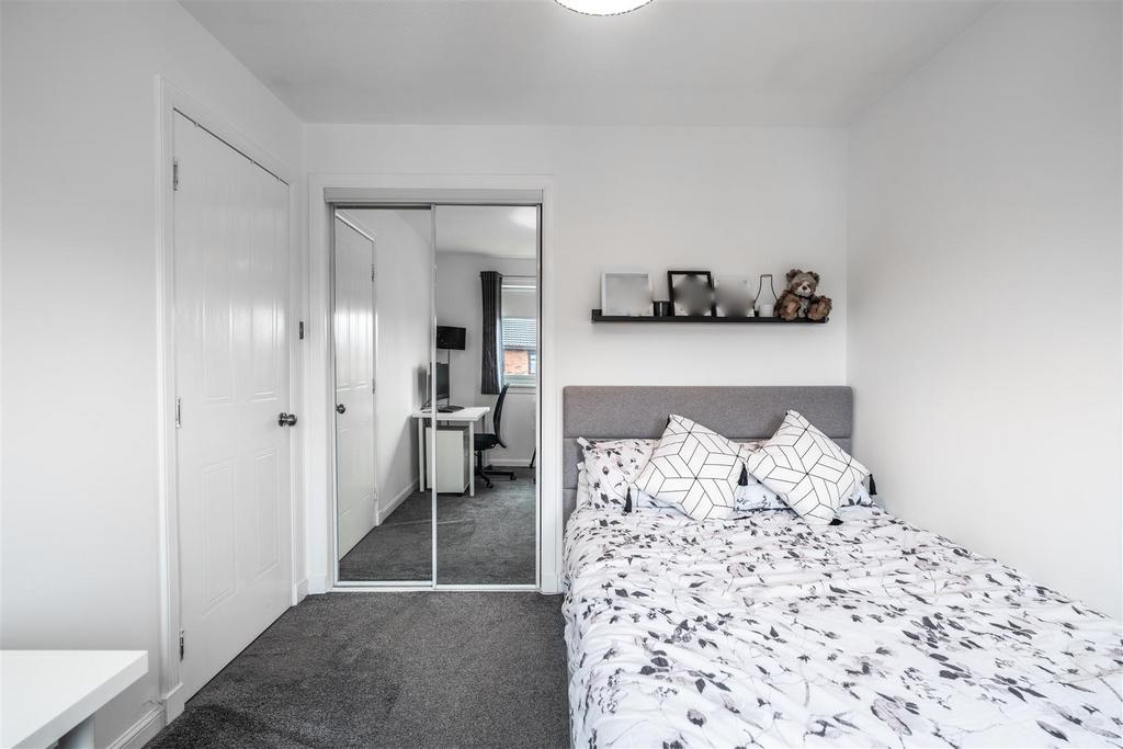 Bedroom.two-1.jpg