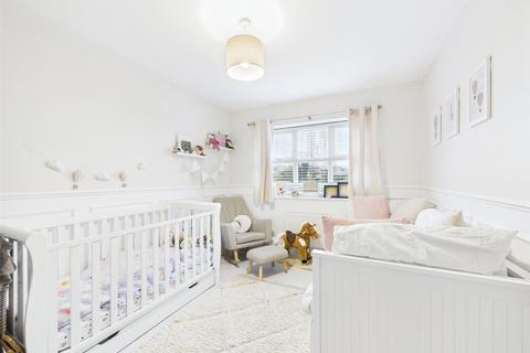 3 bedroom semi-detached house for sale, Sandyleaze, Gloucester, Gloucestershire, GL2