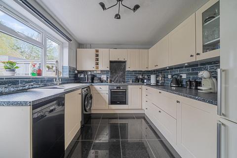 2 bedroom semi-detached house for sale, Great Close Road,  Yarnton,  OX5