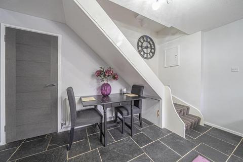 2 bedroom semi-detached house for sale, Great Close Road,  Yarnton,  OX5
