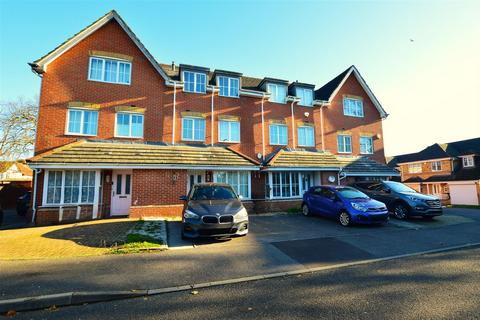 undefined, Broomfield Gate, Slough