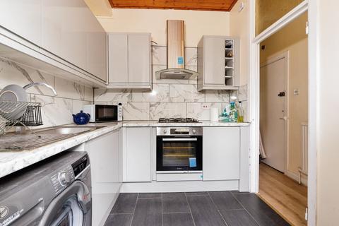 3 bedroom flat to rent, Vassall Road, SW9