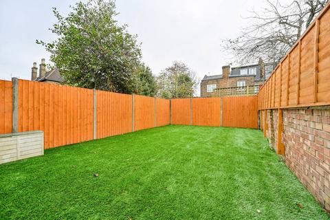 2 bedroom flat to rent, Avenue Road, South Acton, W3