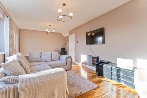 3 bedroom terraced house for sale, Greenhill Road, Sebastopol, NP4