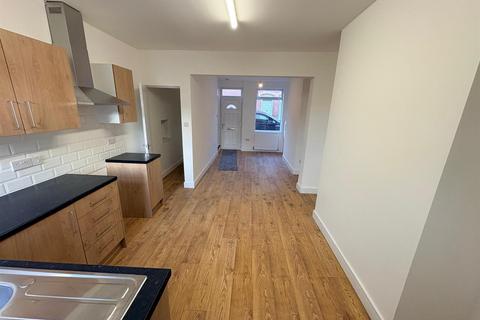 3 bedroom terraced house to rent, Alfred Street, Riddings, Alfreton