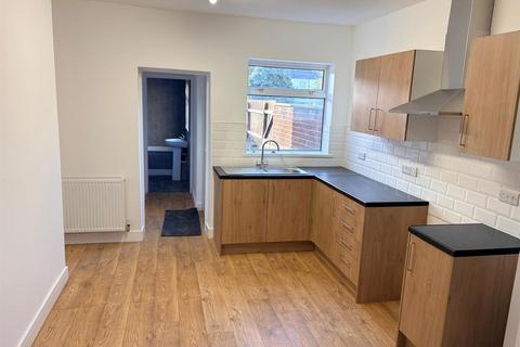 3 bedroom terraced house to rent, Alfred Street, Riddings, Alfreton