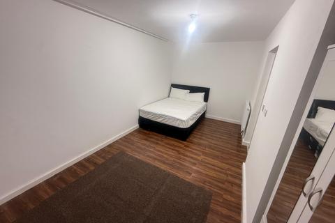 undefined, Ballinger Way, Northolt UB5