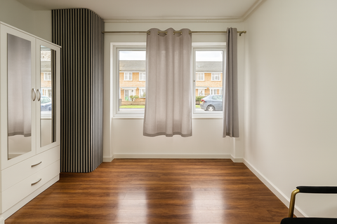 undefined, Ballinger Way, Northolt UB5