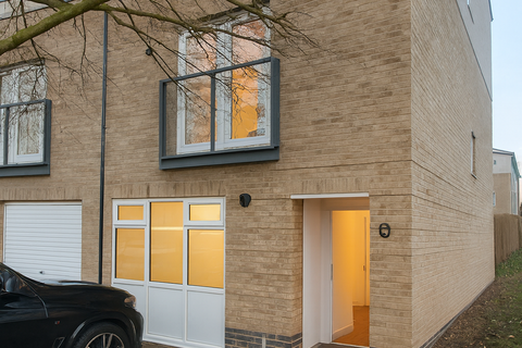 undefined, Ballinger Way, Northolt UB5