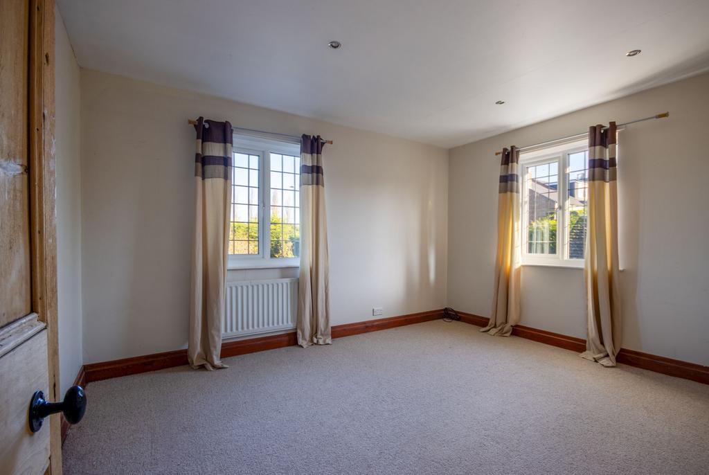 Double bedroom 1