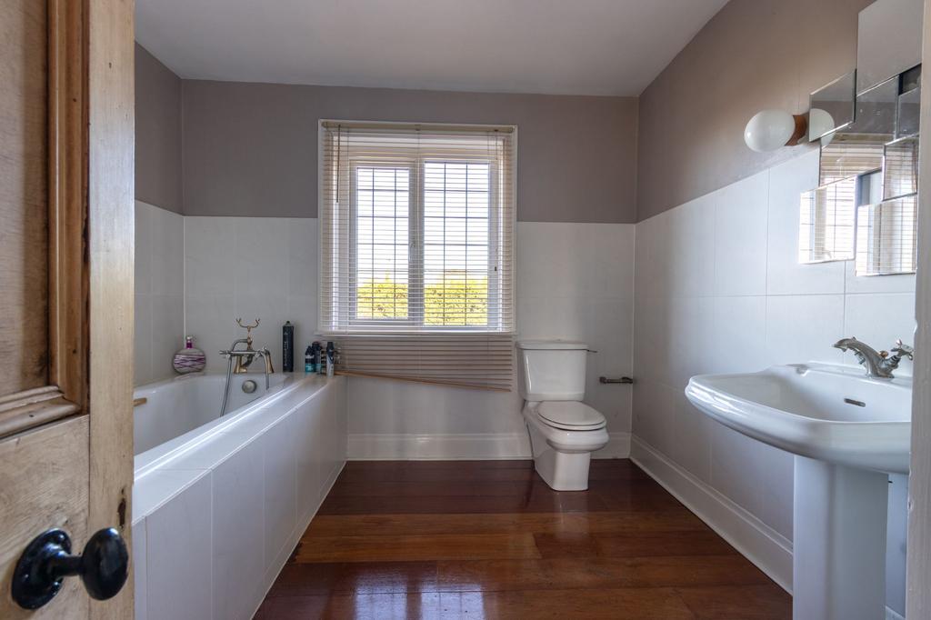 Family bathroom