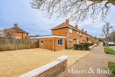 7 bedroom end of terrace house to rent, Scarnell Road, Norwich