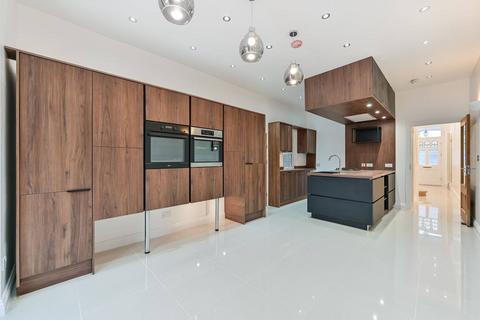 5 bedroom semi-detached house to rent, St Leonards Road, Mortlake, London, SW14