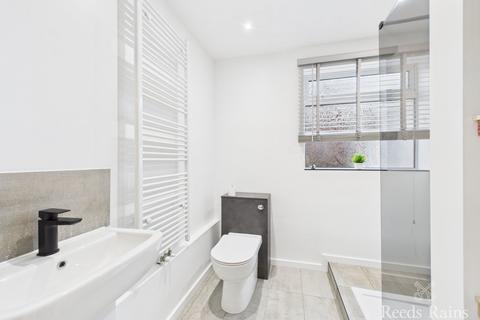 2 bedroom bungalow for sale, Moulton Grove, Durham TS19
