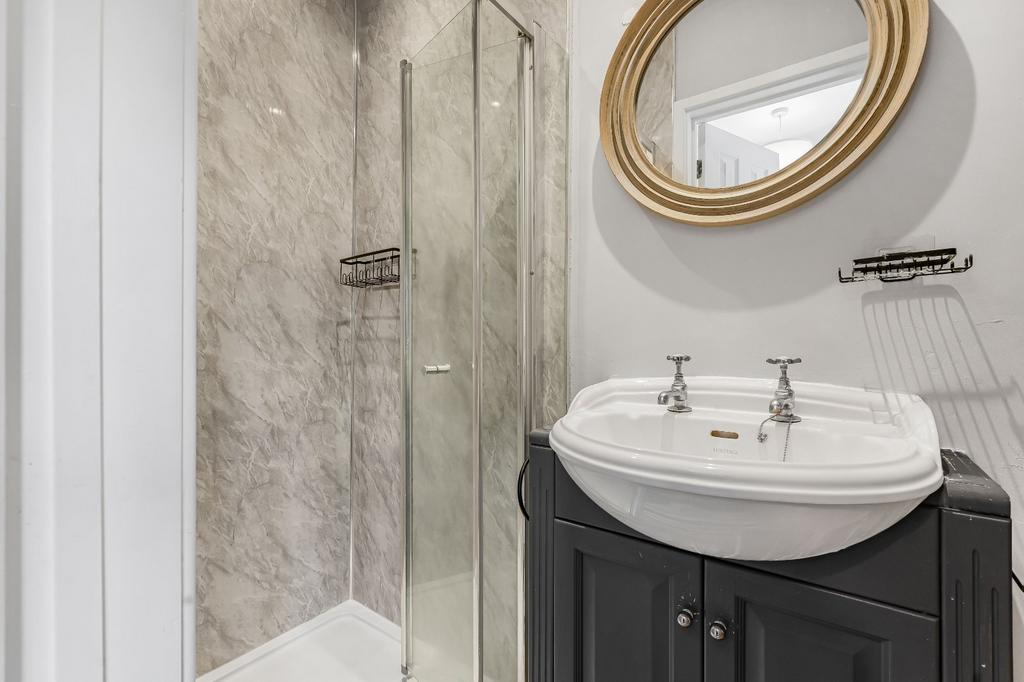En-Suite To Master