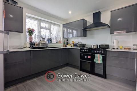 undefined, Lytton Road, Chadwell St.Mary