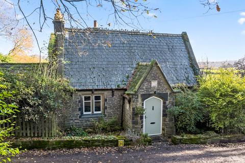Thornhill Drive, Calverley, Pudsey, West Yorkshire, LS28