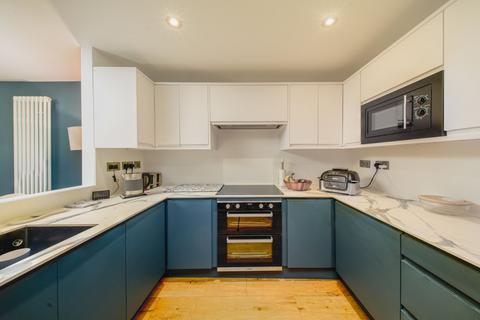 2 bedroom flat for sale, 15/2 East Pilton Farm Crescent, Fettes, Edinburgh, EH5