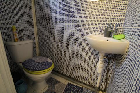 3 bedroom terraced house for sale, Fencot Drive, Longsight