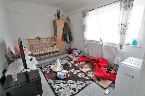 3 bedroom terraced house for sale, Fencot Drive, Longsight