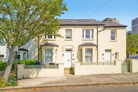 undefined, Brougham Road, Acton, London, W3