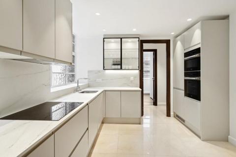 3 bedroom flat to rent, Lowndes Square, Knightsbridge, London
