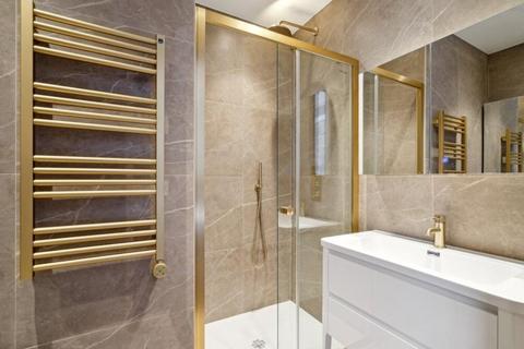 3 bedroom flat to rent, Lowndes Square, Knightsbridge, London