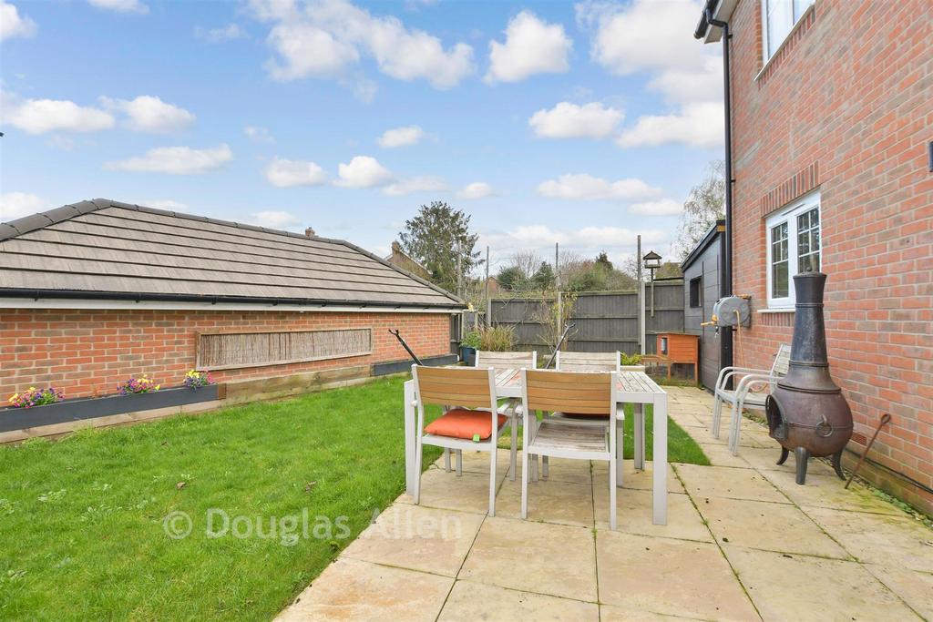 Patio / Decking