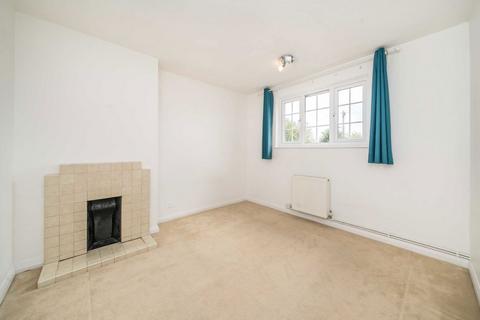 undefined, Buckingham Road, Richmond TW10