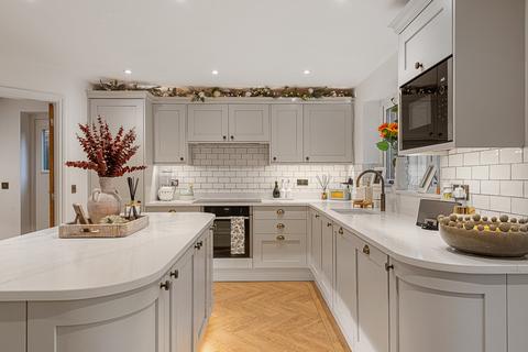 5 bedroom detached house for sale, North Hykeham, Lincolnshire LN6