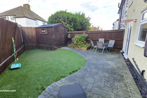 4 bedroom semi-detached house for sale, Longmore Avenue, East Barnet EN4