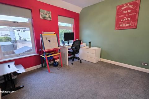 4 bedroom semi-detached house for sale, Longmore Avenue, East Barnet EN4