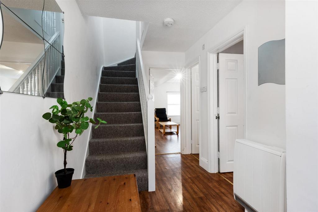40 A Cotham Hill-3.jpg
