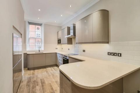 3 bedroom flat for sale, Prince Consort Road, London SW7