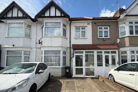 undefined, 32 Mansted Gardens, Romford, Essex, RM6 4ED