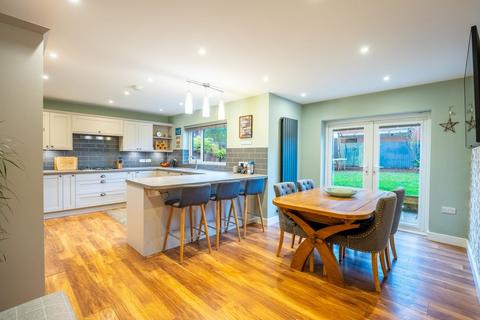 5 bedroom detached house for sale, Beacons Park, Brecon, LD3